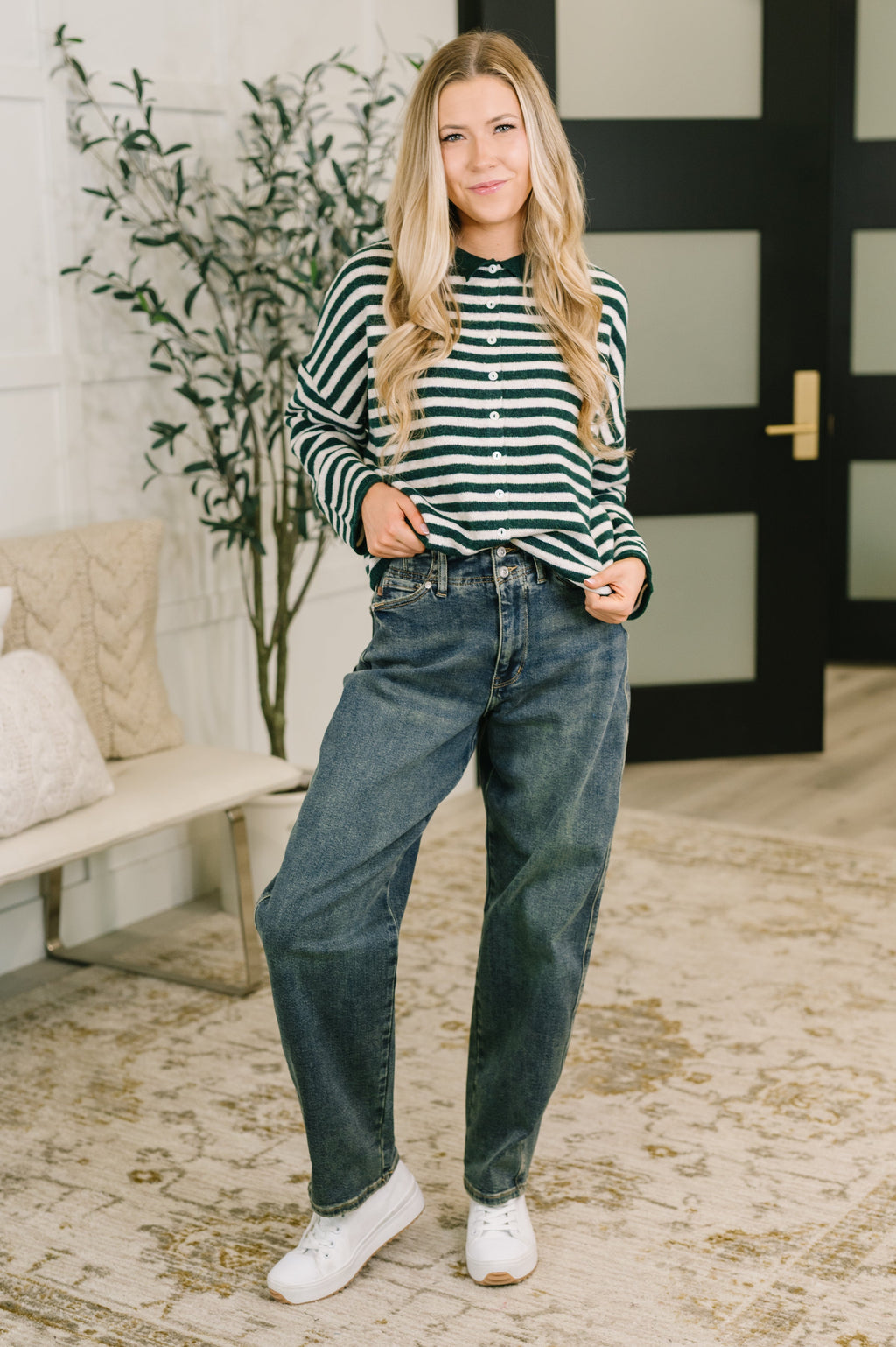 Won't Be Long Collared Sweater Button Down in in Hunter Green