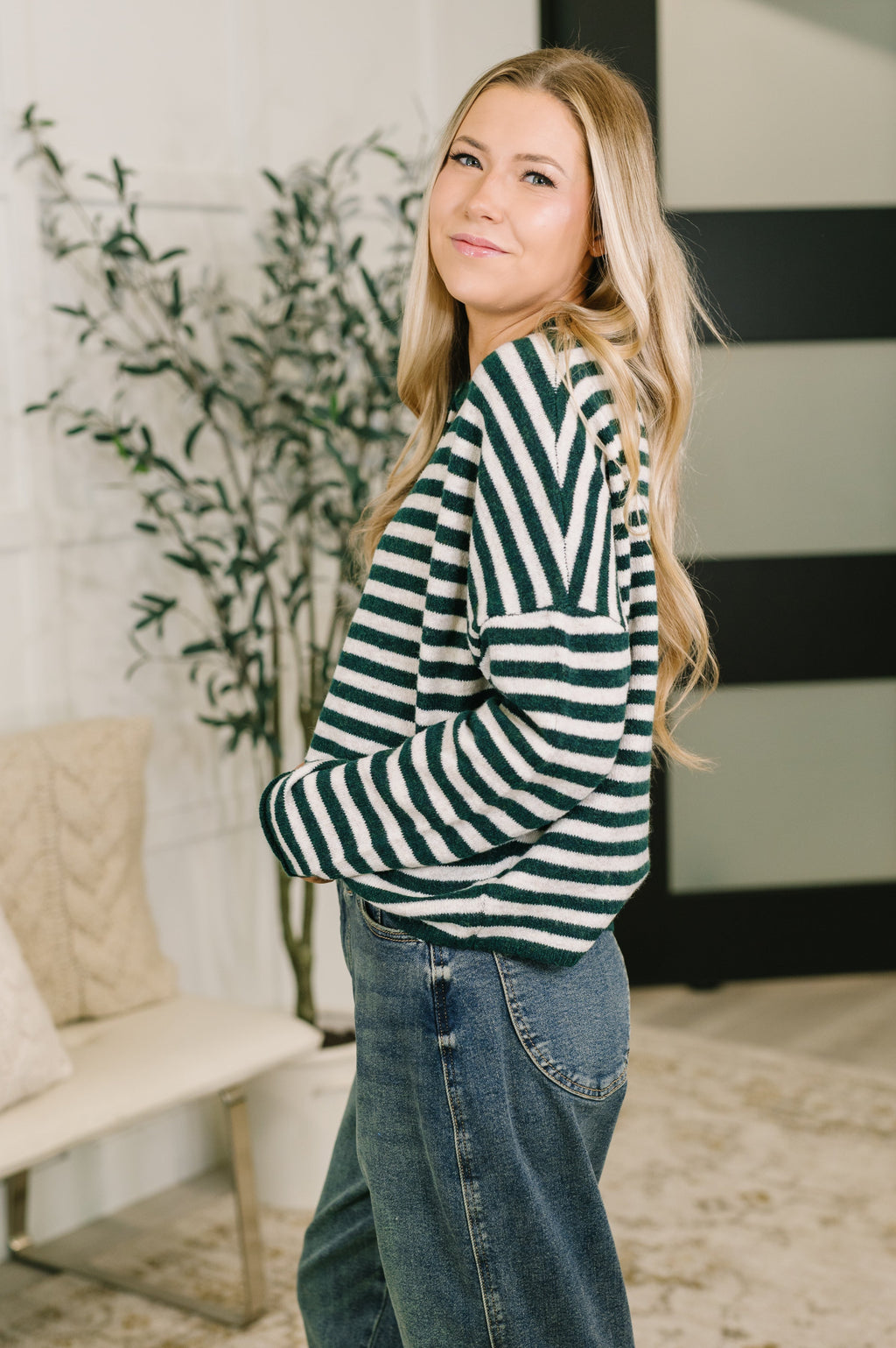 Won't Be Long Collared Sweater Button Down in in Hunter Green
