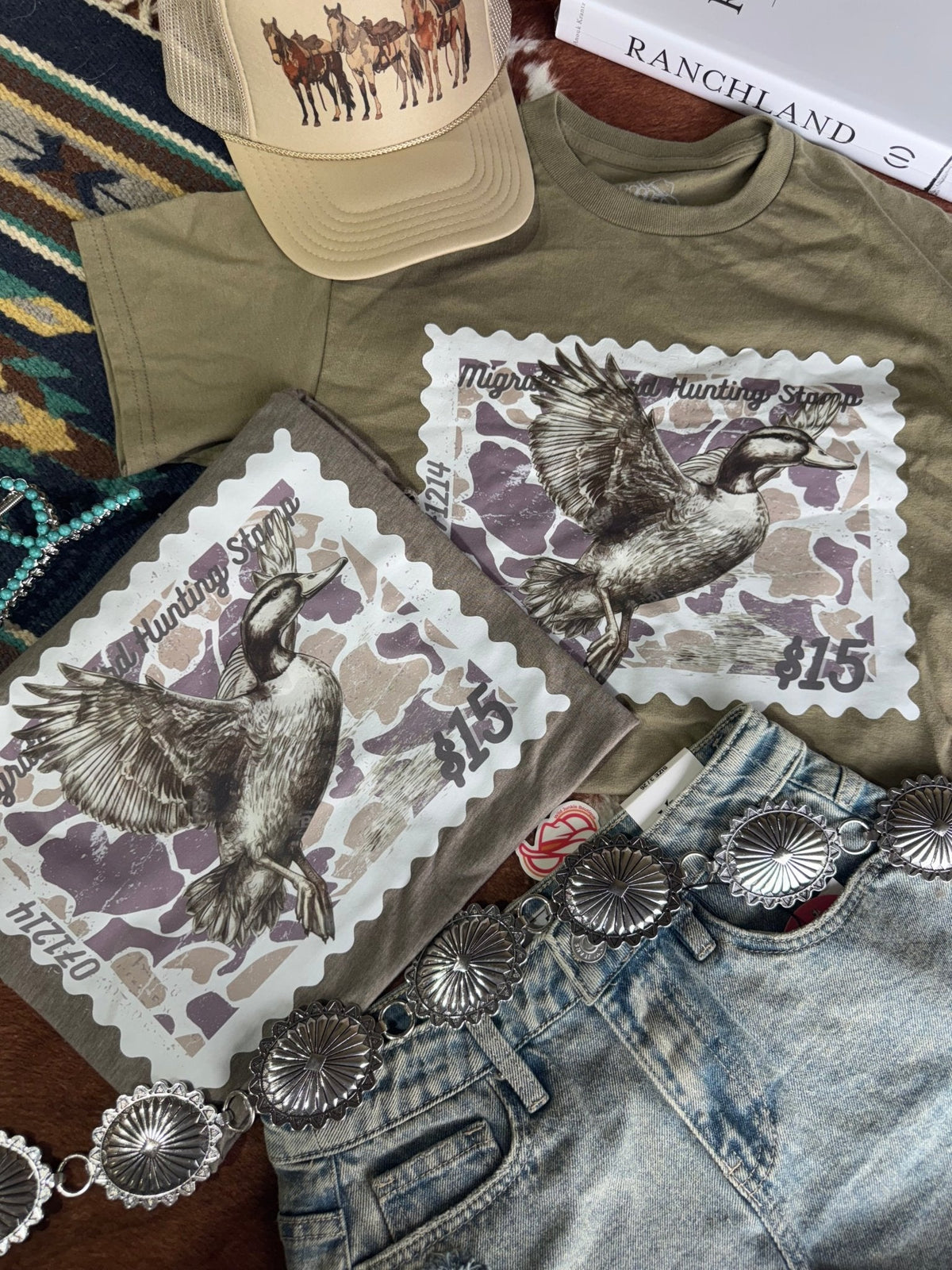 mallard duck Stamp Graphic Tee Olive Green